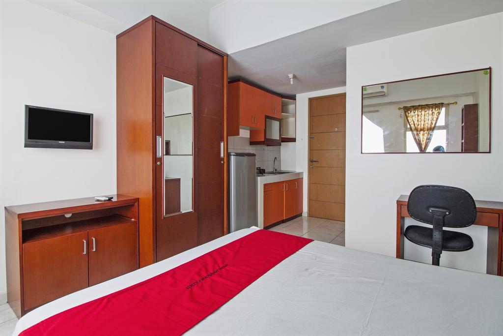 Reddoorz Apartment @ Margonda Residence Depok Esterno foto