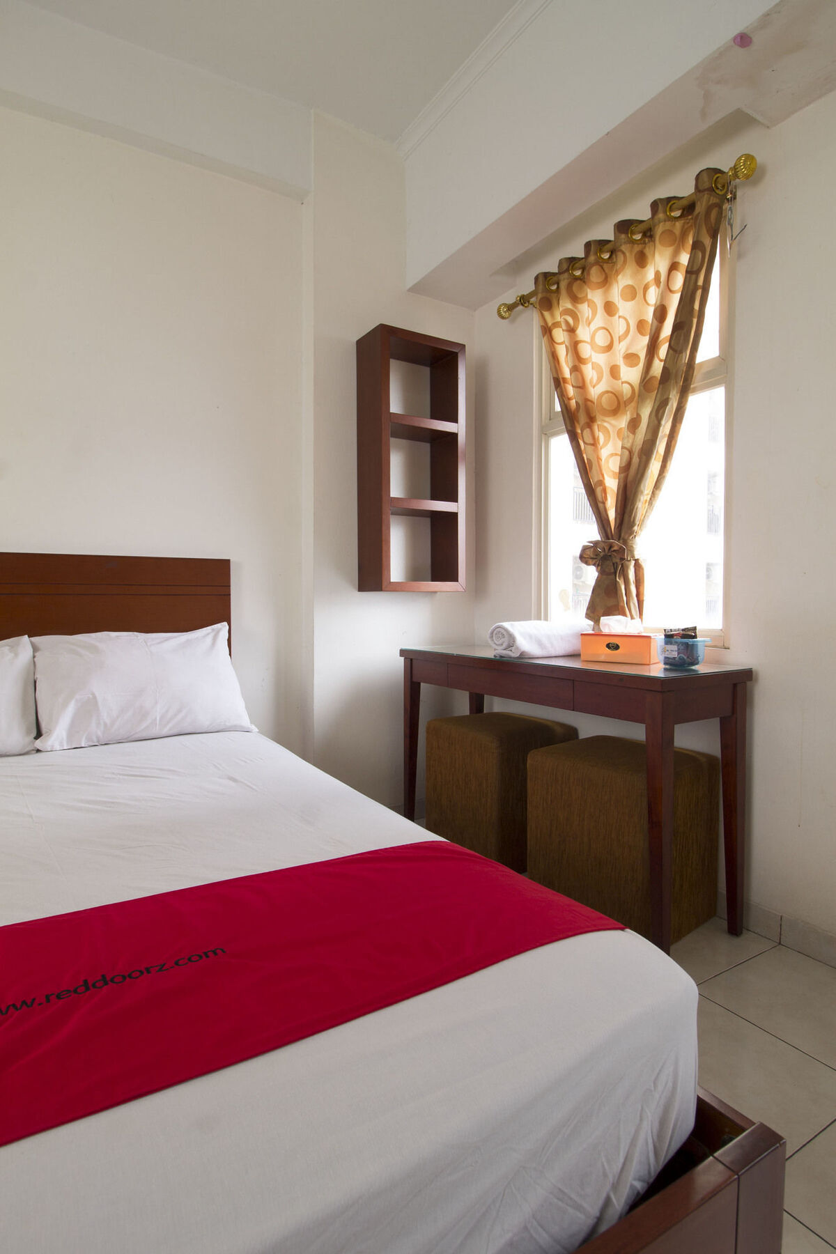 Reddoorz Apartment @ Margonda Residence Depok Esterno foto