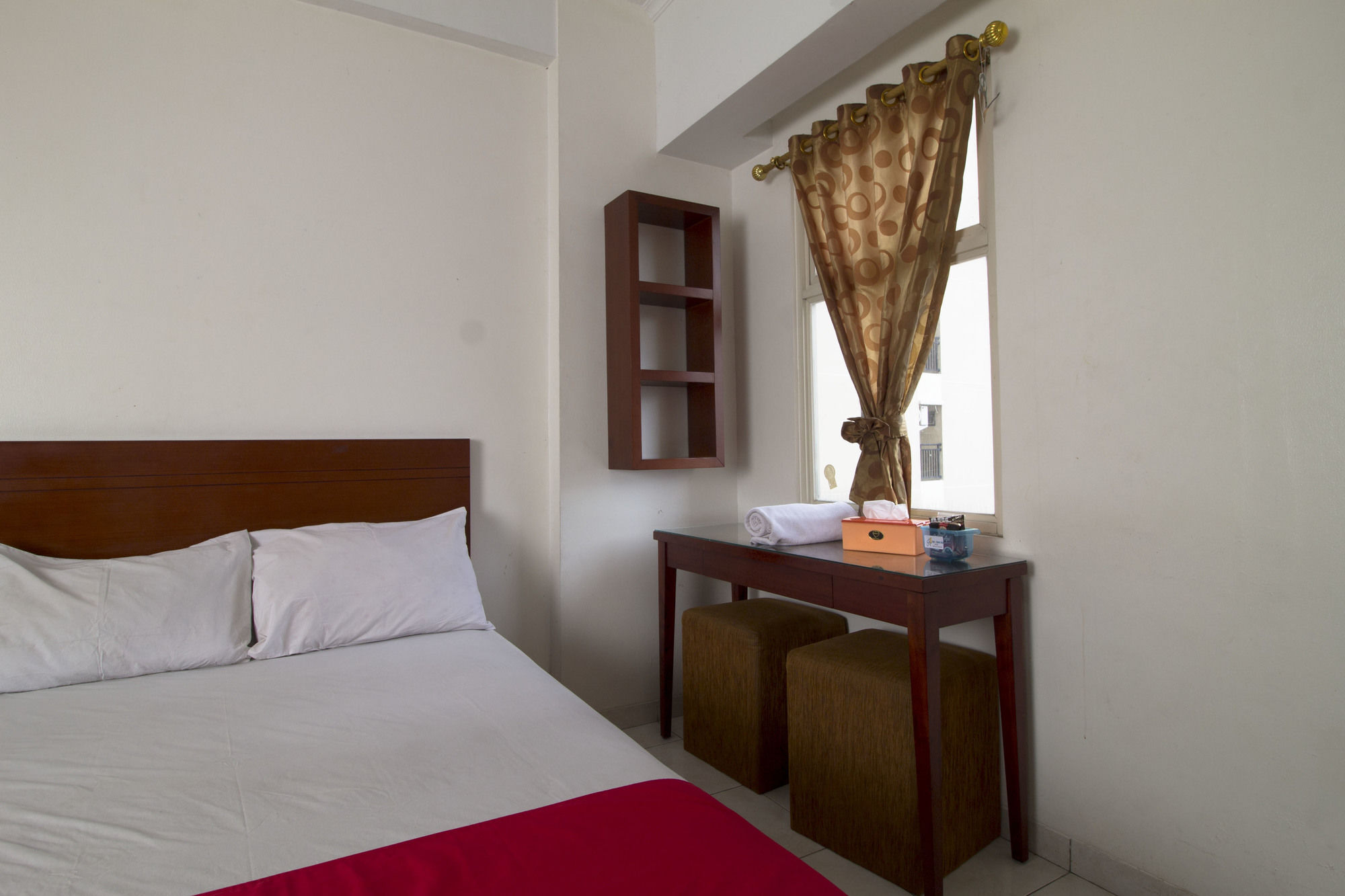 Reddoorz Apartment @ Margonda Residence Depok Esterno foto