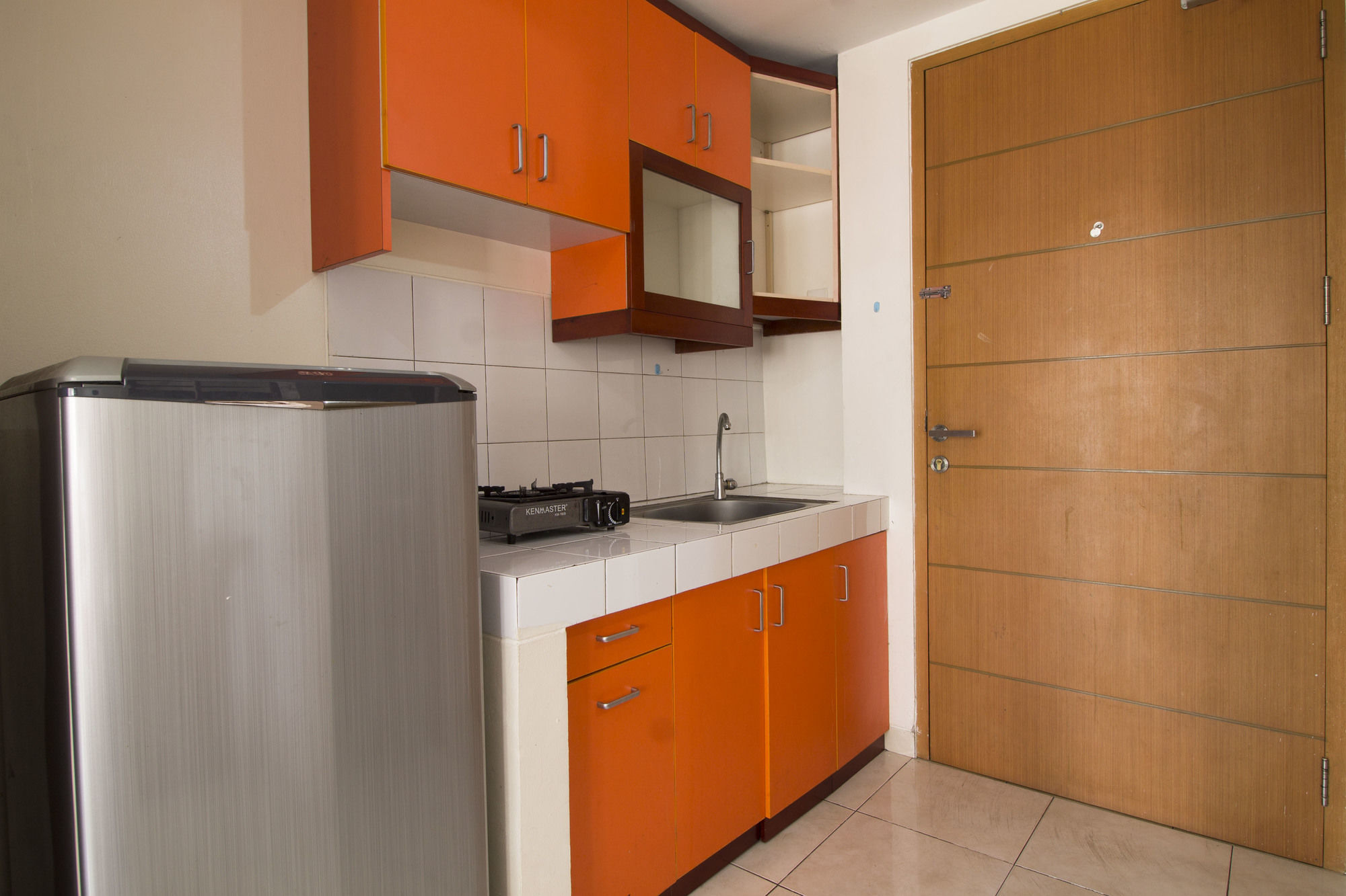 Reddoorz Apartment @ Margonda Residence Depok Esterno foto